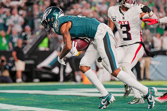 NFL: SEP 16 Falcons at Eagles