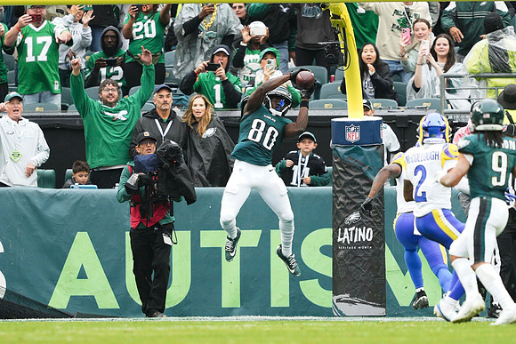 NFL: OCT 04 Rams at Eagles