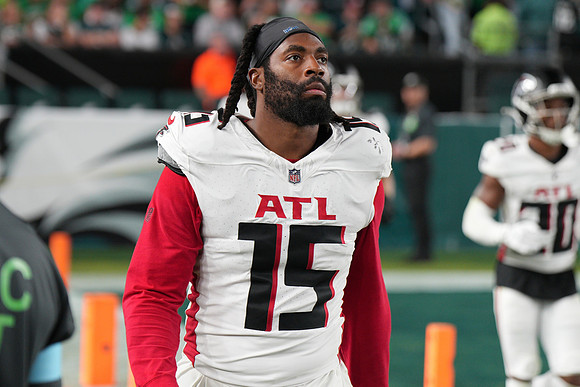 NFL: SEP 16 Falcons at Eagles
