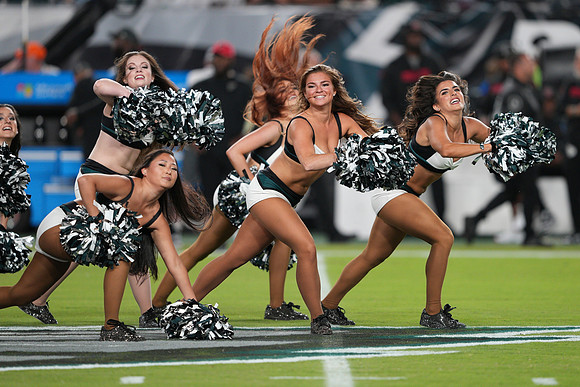 NFL: SEP 16 Falcons at Eagles
