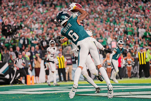 NFL: SEP 16 Falcons at Eagles