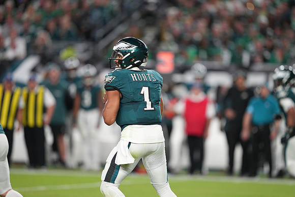 NFL: SEP 16 Falcons at Eagles