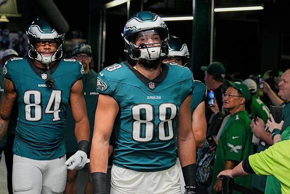NFL: SEP 16 Falcons at Eagles