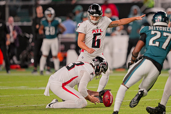 NFL: SEP 16 Falcons at Eagles